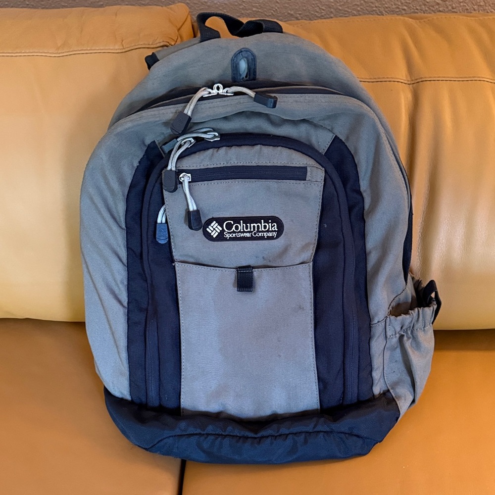 Columbia Two-Tone Men's Backpack